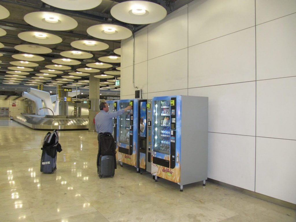 Cashless payments with Nayax in Barcelona Airport